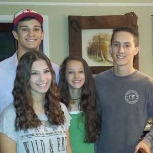 Meet your Posher, Joshua